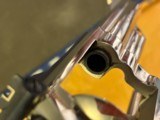 Smith & Wesson - 6 of 7