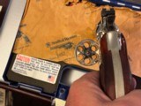 Smith & Wesson - 5 of 7