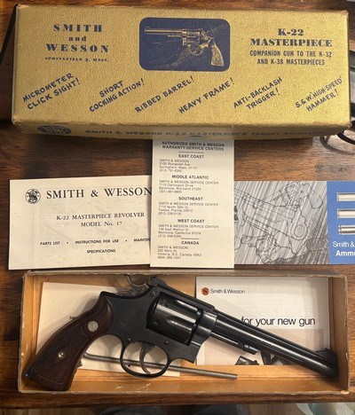 Smith & Wesson K22 masterpiece in original box in excellent condition - Image 1 of 11