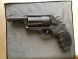 Taurus The Judge Magnum .45 Colt/.410 - 7 of 11