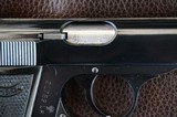 WALTHER PP22 LR IN MINTY CONDITION WITH BOTH MAGAZINES IN PRESENTATION CASE . - 3 of 4