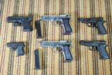 LOT OF 6 FUNCTIONING BLANK PISTOLS - ALL 8MM HIGH QUALITY - MADE IN ITALY - 2 of 3