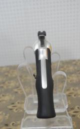 SMITH & WESSON 629-5 - STAINLESS - 6