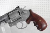 SMITH & WESSON PERFORMANCE CENTER MODEL 627-5 - 8 TIMES
- 4 of 6