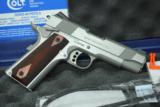 COLT COMMANDER - STAINLESS WITH BOX - SALE PENDING - 1 of 6