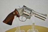 SMITH & WESSON 686 (NO DASH) - MINT WITH WELL FIGURED WOOD GRIPS - SALE PENDING - 2 of 10