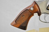 SMITH & WESSON 686 (NO DASH) - MINT WITH WELL FIGURED WOOD GRIPS - SALE PENDING - 4 of 10