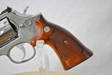 SMITH & WESSON 686 (NO DASH) - MINT WITH WELL FIGURED WOOD GRIPS - SALE PENDING - 6 of 10