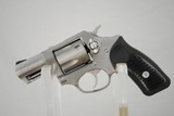 RUGER SP-101 - DOUBLE ACTION IN STAINLESS STEEL - 1 of 4