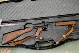 THOMPSON MODEL TM1 CARBINE - MADE BY AUTO ORDINANCE - 45 ACP - MINT CONDITION - 4 of 10
