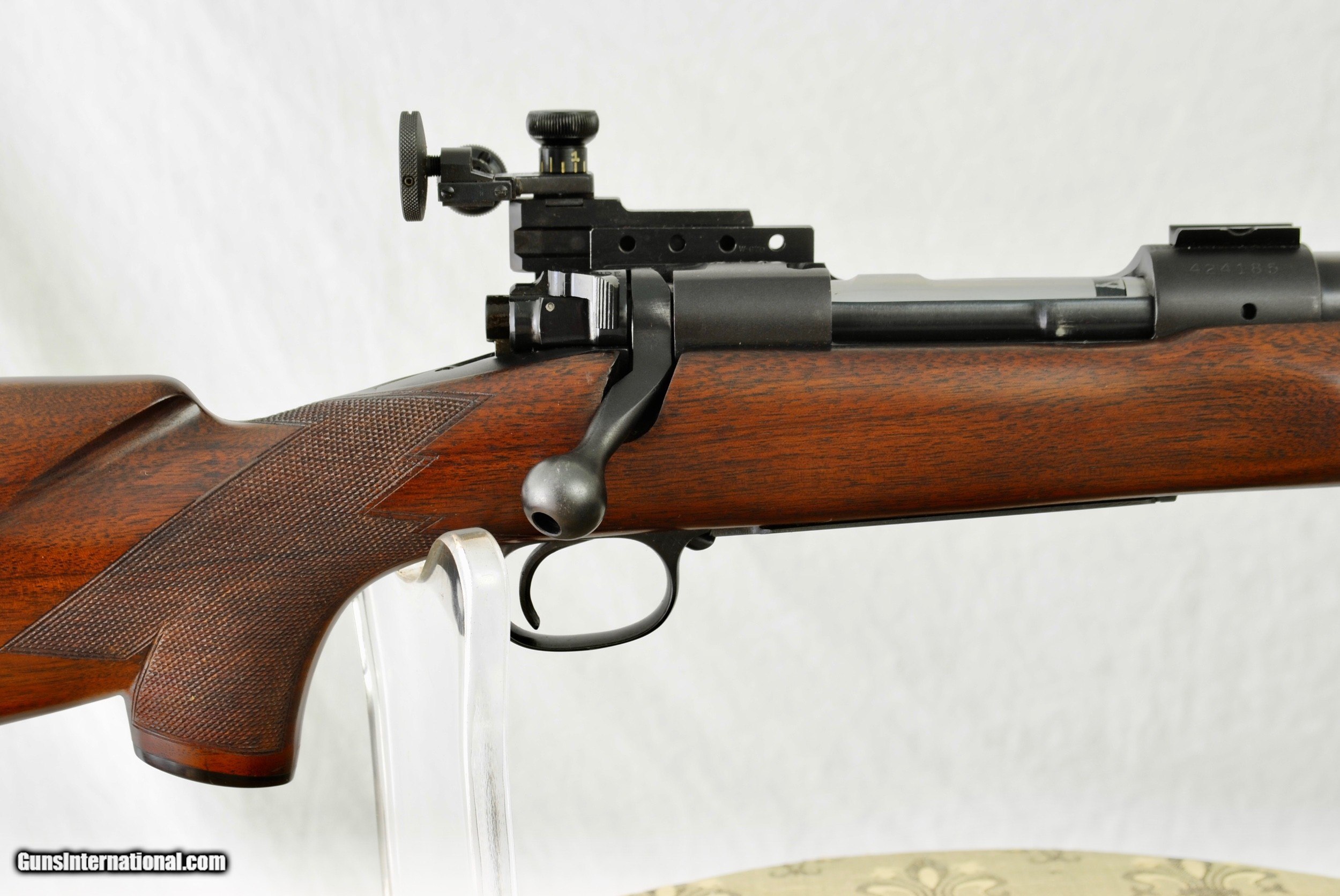 WINCHESTER MODEL 70 TARGET IN 3006 DELUXE VERSION PRE64