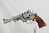 SMITH & WESSON MODEL 657 - 6
