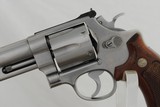 SMITH & WESSON MODEL 657 - 6