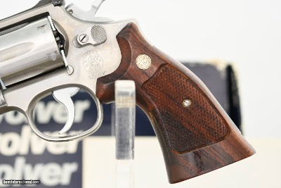 SMITH & WESSON COMBAT MAGNUM MODEL 66-2 IN STAINLESS WITH BOX AND PAPERWORK - Image 2 of 8