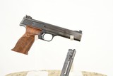 SMITH & WESSON MODEL 41 TARGET