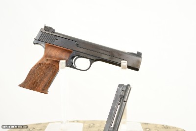SMITH & WESSON MODEL 41 TARGET