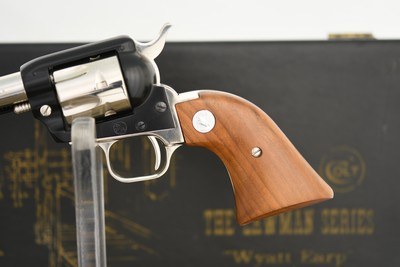 COLT SINGLE ACTION FRONTIER SCOUT - WYATT EARP - Image 6 of 14