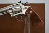 SMITH & WESSON MODEL 29-2 IN PRESENTATION CASE - 3 of 10