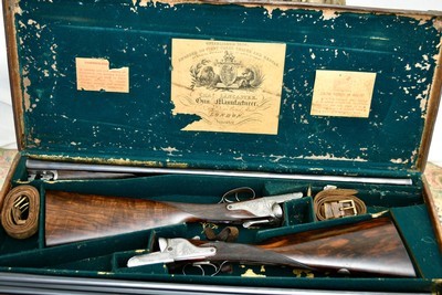 CHARLES LANCASTER MATCHED PAIR SIDELOCK EJECTOR 12 GAUGE – BEST ENGLISH PAIR – 1901 – CASED - Image 1 of 20