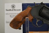 SMITH & WESSON MODEL 29-10 / BOUNTY HUNTER IN 44 MAGNUM - Image 3 of 7