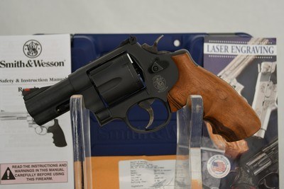 SMITH & WESSON MODEL 29-10 / BOUNTY HUNTER IN 44 MAGNUM - Image 2 of 7