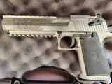 Ultra Rare .50 AE Desert Eagle Fully Engraved Patriot Edition. - 4 of 15