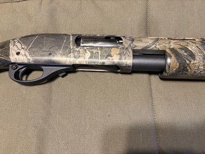 Remington 870 Express Magnum 12 gauge Mossy Oak Breakup Camo 28” - Image 8 of 13