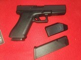 Limited Edition BNIB Glock 17 Gen1 Classic 9mm Certificate Of Authenticity - 8 of 12
