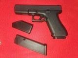 Limited Edition BNIB Glock 17 Gen1 Classic 9mm Certificate Of Authenticity - 7 of 12