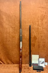Caesar Guerini Invictus 1 32/34 Trap Combo As new - 2 of 12
