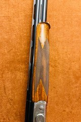 Caesar Guerini Maxum Like NEW!! 32