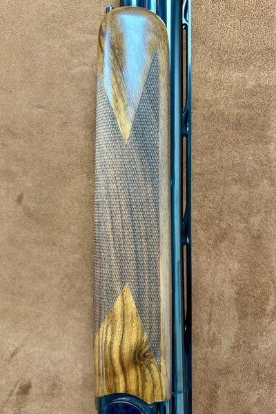 Caesar Guerini Invictus 1 Sporting Limited Adjustable 12GA 32