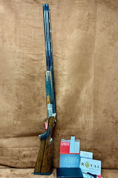 Caesar Guerini Invictus 3 Sporting Adjustable 12GA 32