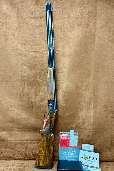 Caesar Guerini Invictus 1 Sporting Limited Adjustable 12GA 32