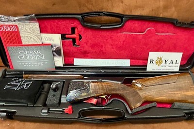 Caesar Guerini Invictus 1 Sporting Limited Adjustable 12GA 32