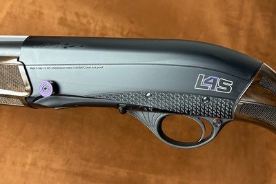 Syren L4S Sporting Black 12GA 30" Semi-Auto - Image 3 of 15