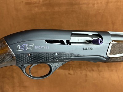 Syren L4S Sporting Black 12GA 30" Semi-Auto - Image 1 of 15