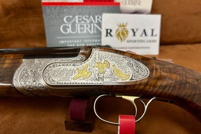 Caesar Guerini Invictus VII Sporting Gold Adjustable Comb 12GA 32