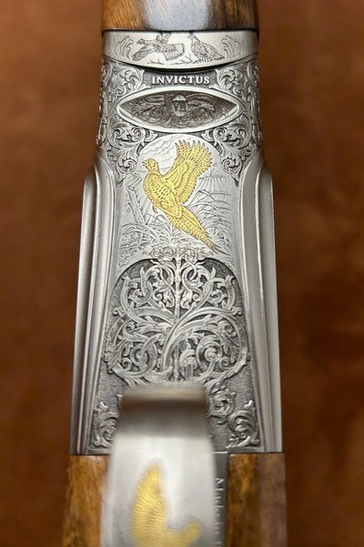 Caesar Guerini Invictus VII Sporting Gold Adjustable Comb 12GA 32
