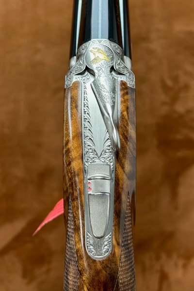 Caesar Guerini Invictus VII Sporting Gold Adjustable Comb 12GA 32