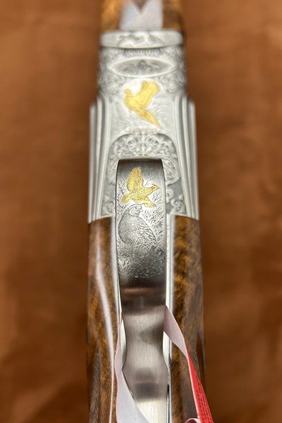 Caesar Guerini Invictus VII Sporting Gold Adjustable Comb 12GA 32