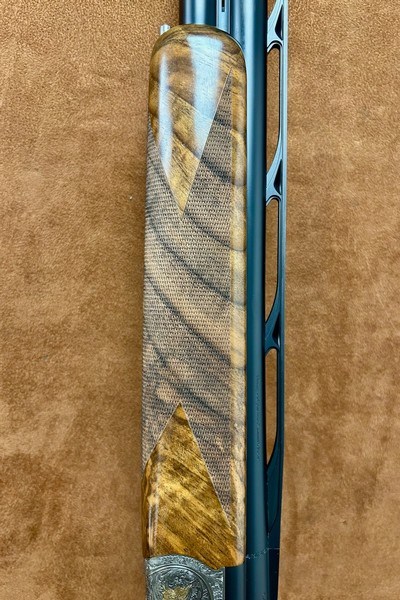 Caesar Guerini Invictus III Ascent 12GA 32