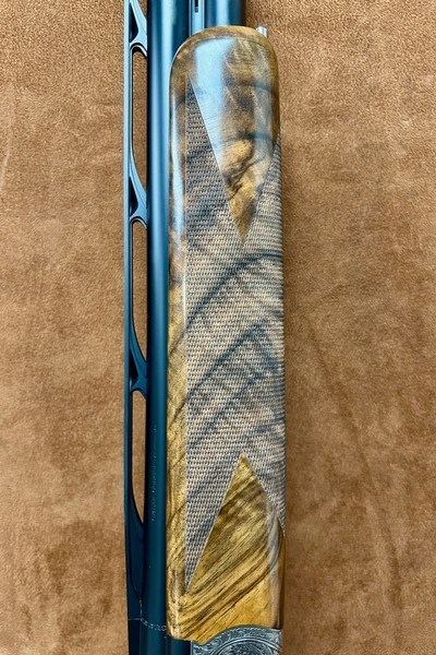 Caesar Guerini Invictus III Ascent 12GA 32