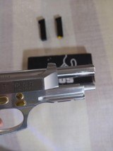 Taurus PT 92 AFS, 9mm Stainless Gold & Rosewood 17+1, 1 extra 18rd mag - 8 of 12