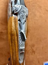 Beretta DT11L 12ga. 32" AS NEW Spectacular engravings and gorgeous wood! Trades welcome! - 7 of 14