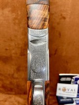 Beretta DT10 Trident Lusso 12ga. 32" Spectacular engravings and upgraded wood! - 5 of 12
