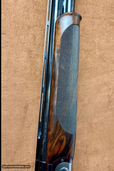 Beretta DT-10 Sporting 12GA 30