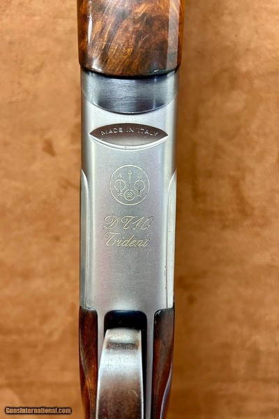 Beretta DT-10 Sporting 12GA 30