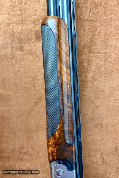 Beretta DT-10 Sporting 12GA 30