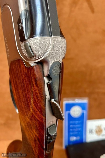 Beretta DT-10 Sporting 12GA 30